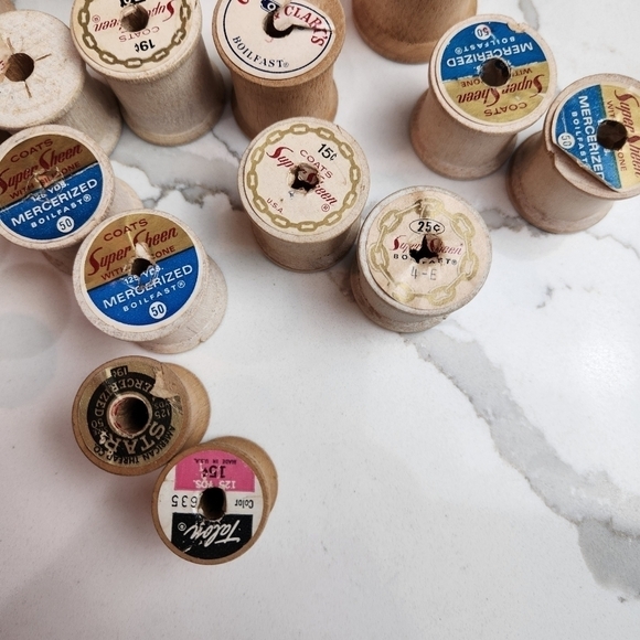 VINTAGE Wooden Spools - Picture 8 of 8